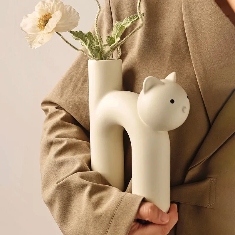 H-Shaped Cat Vase Decoration - The House Of BLOC