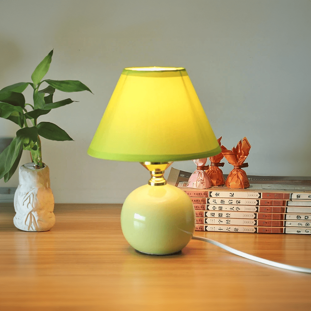 Small Elegant Ceramic Table Lamp - The House Of BLOC